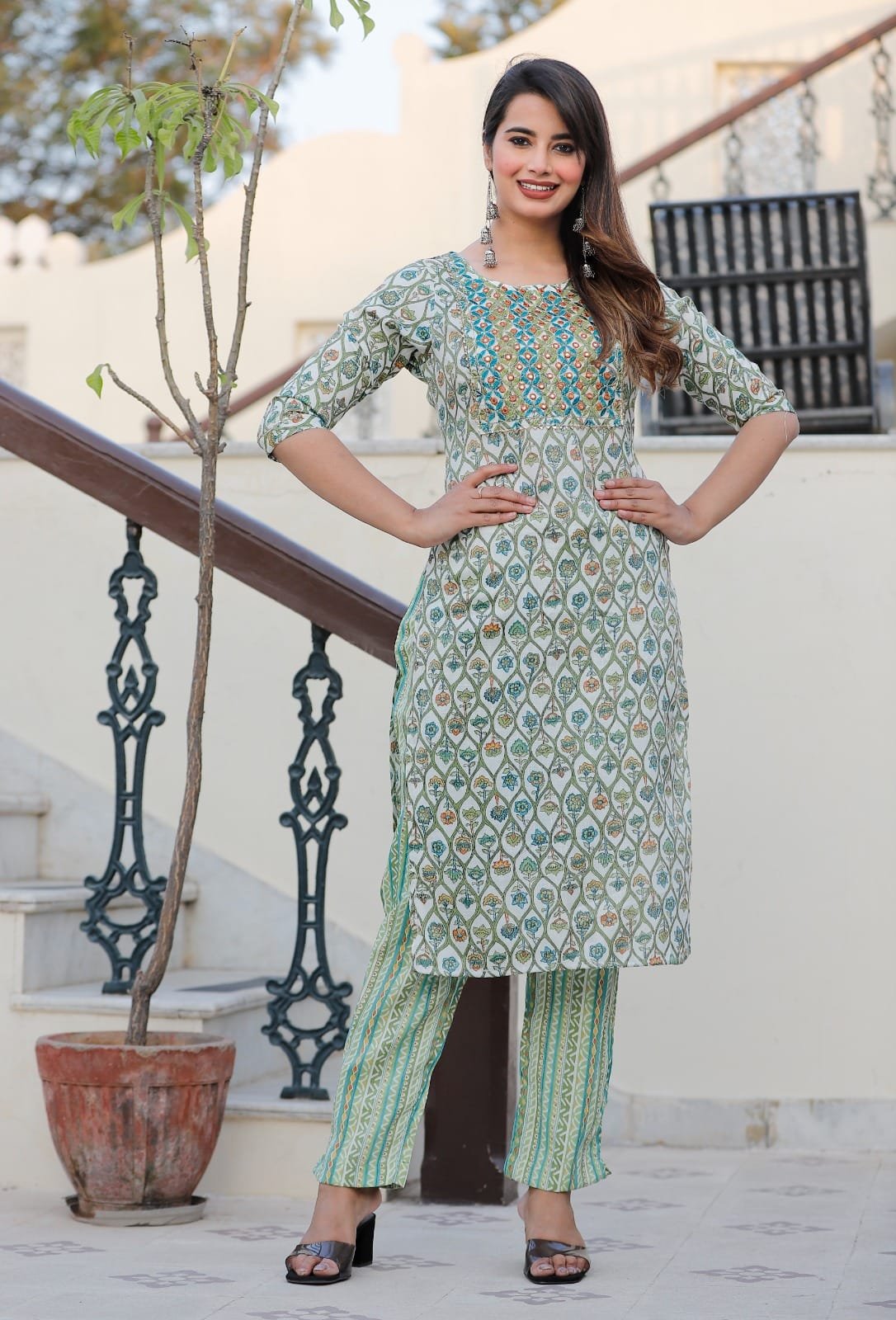 Home - Sui Dhagga Fashions : Buy Indian Ethnic Wear | Kurta & Suit Sets ...